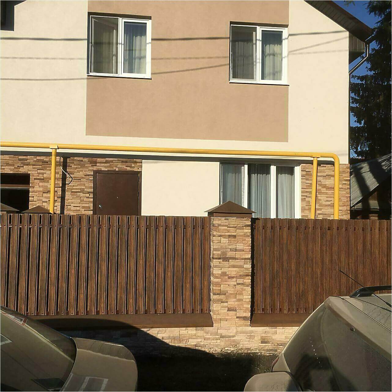 забор из штакетника 70м каштан фото1 в Самаре