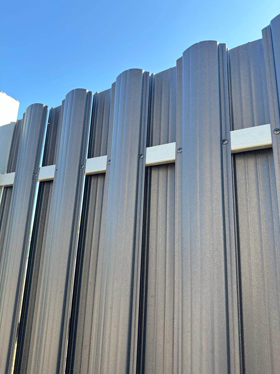 Забор из евроштакетника 34м RAL9005/9005 Черный МАТТЕ двусторонний фото 3 в Самаре