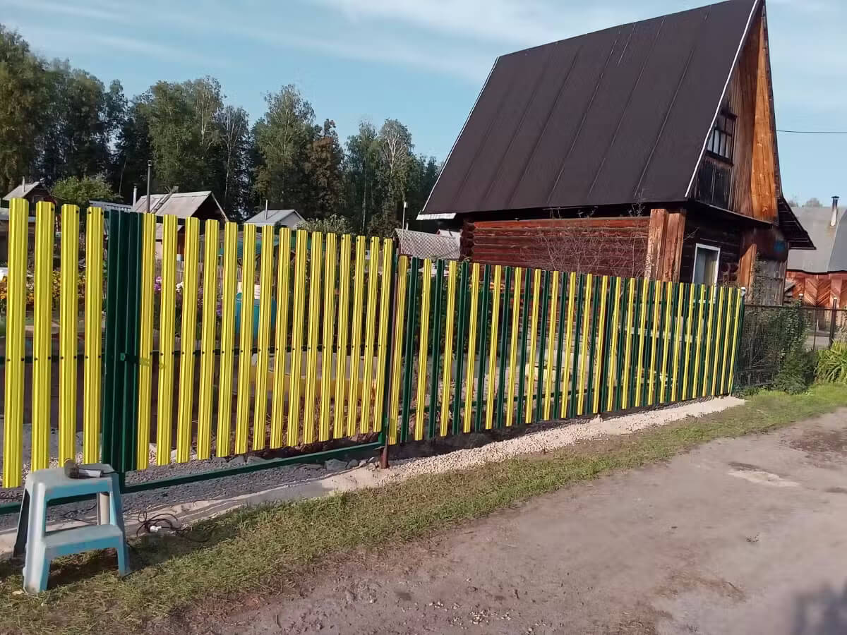 Забор из евроштакетника 13м RAL1018 Желтый фото 3 в Самаре