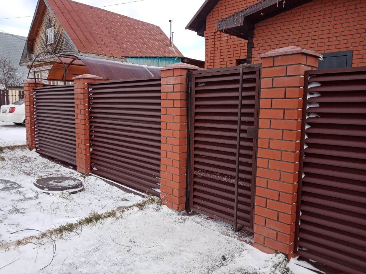 Забор из ламелей еврожалюзи 12м RAL8017/8017 Шоколад двусторонний МАТТЕ фото 2 в Самаре