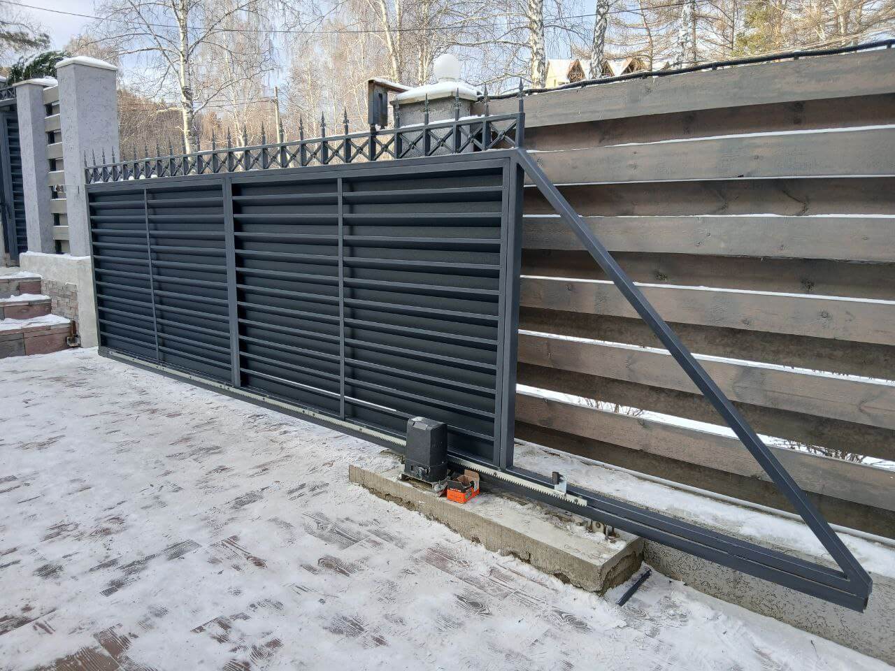 Входная группа из ламелей Хай-Тек RAL7024/7024 Серый Графит двусторонний МАТТЕ фото 23 в Самаре