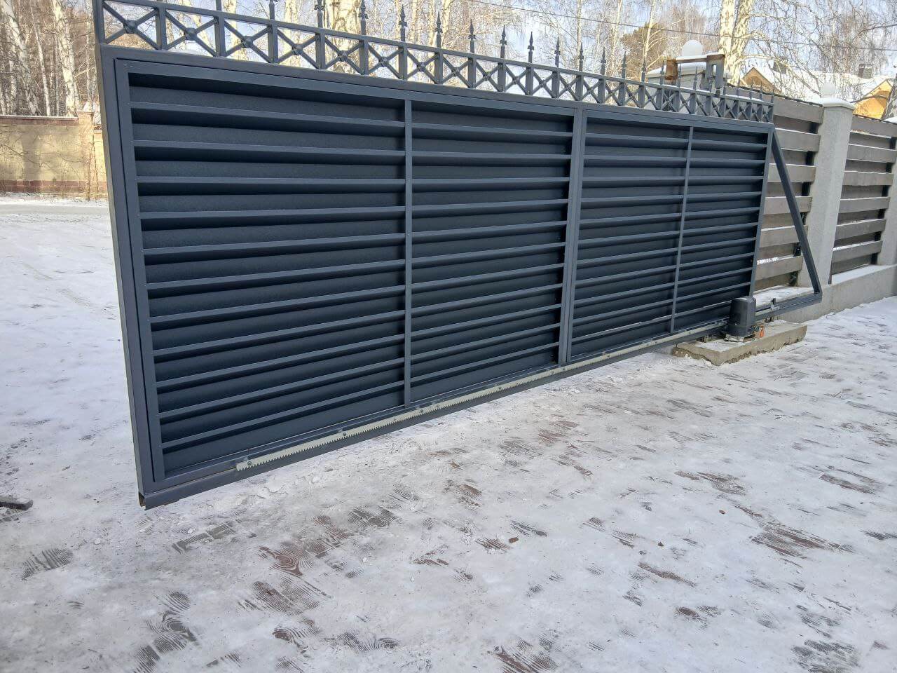 Входная группа из ламелей Хай-Тек RAL7024/7024 Серый Графит двусторонний МАТТЕ фото 8 в Самаре