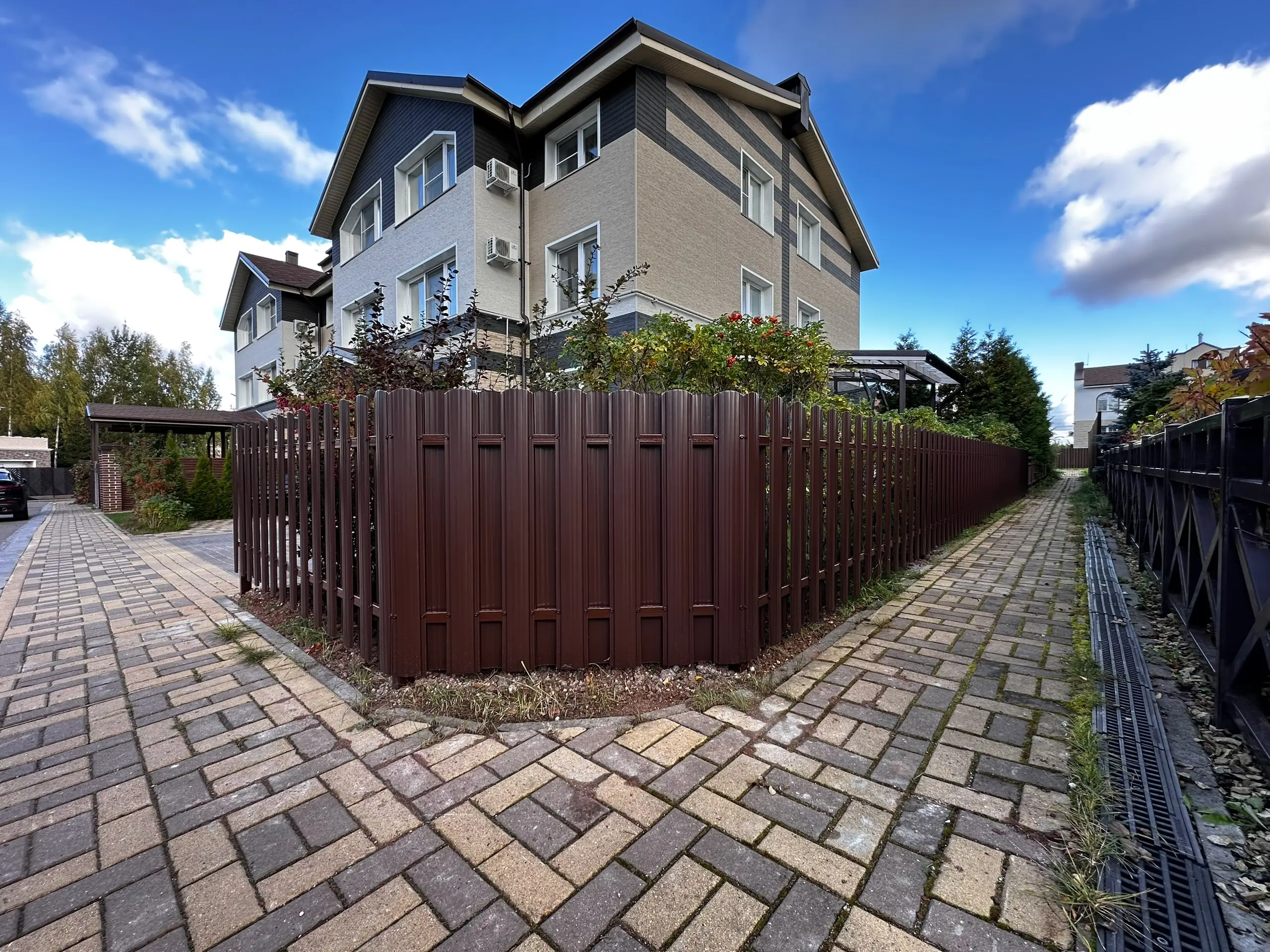 Заборчик из евроштакетника 18м RAL8017/8017 Шоколад двусторонний фото 1 в Самаре