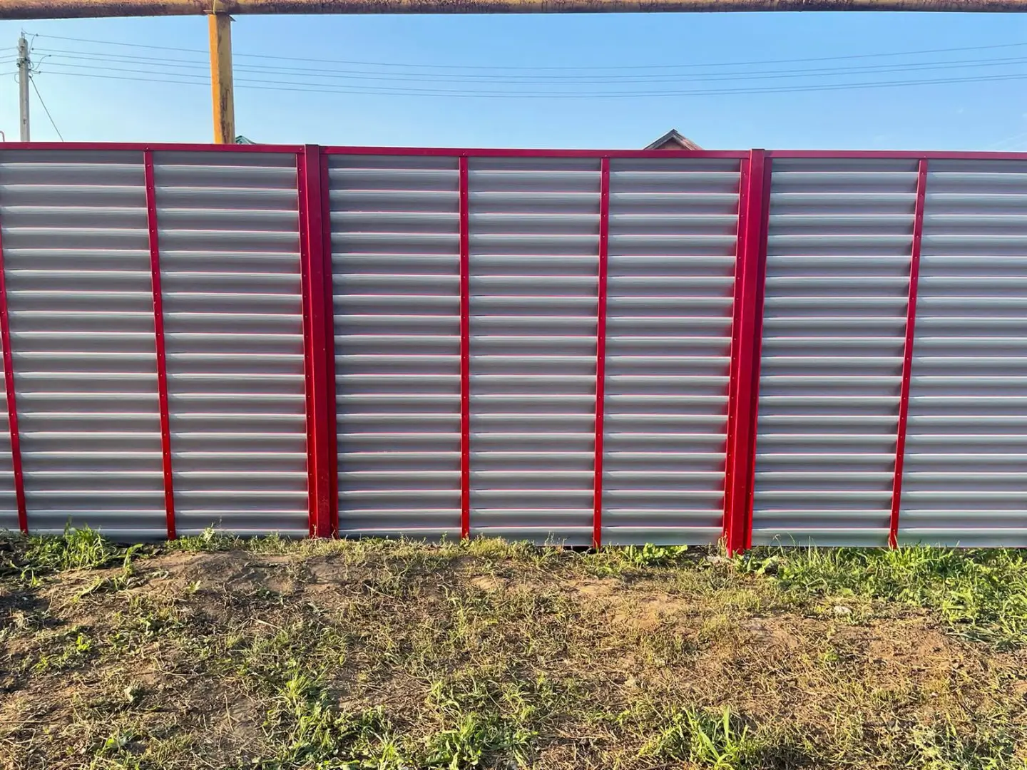 Забор-жалюзи из ламелей Еврожалюзи 24м RAL3003 Рубин фото 5 в Самаре